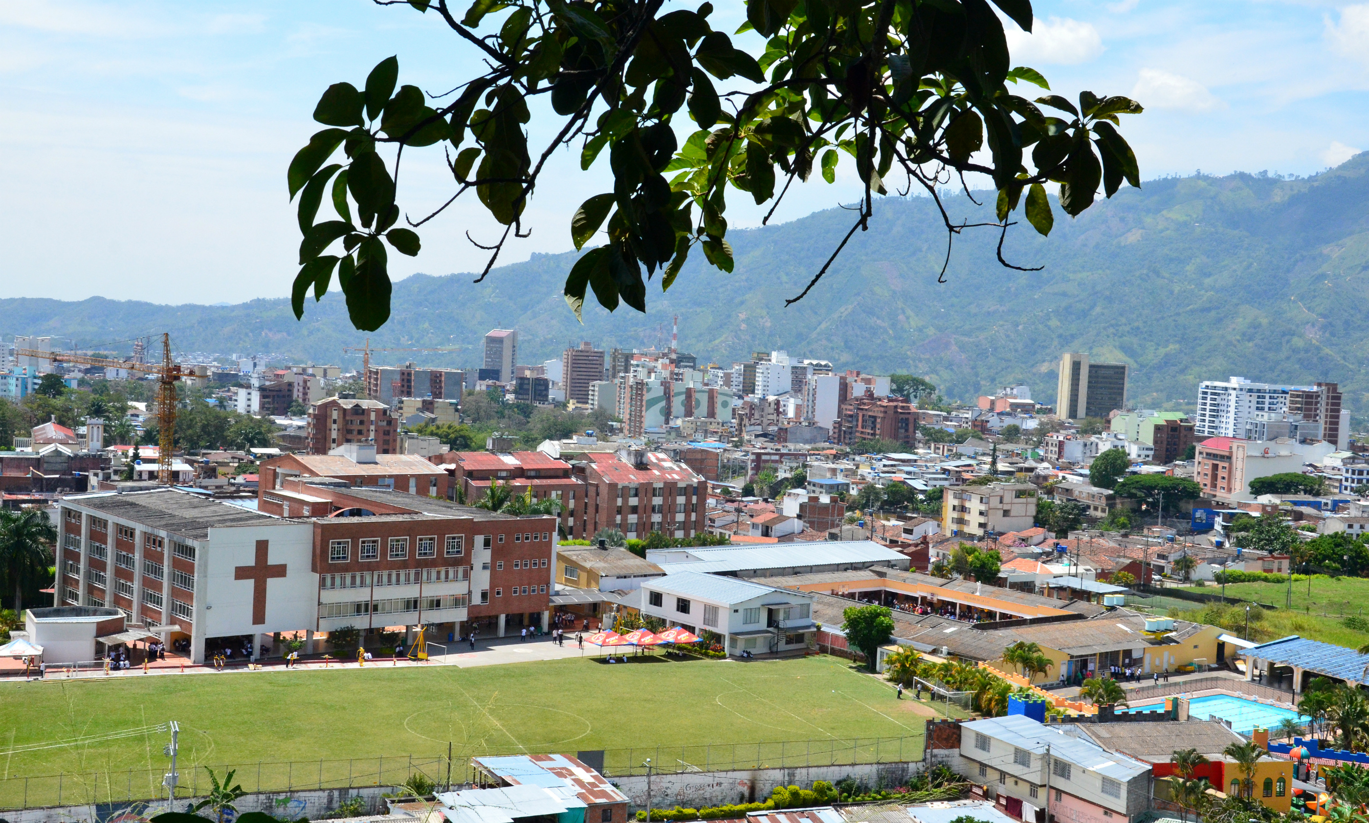 Los habitantes de la parte alta gozan de una vista privilegiada de una parte de la ciudad. 