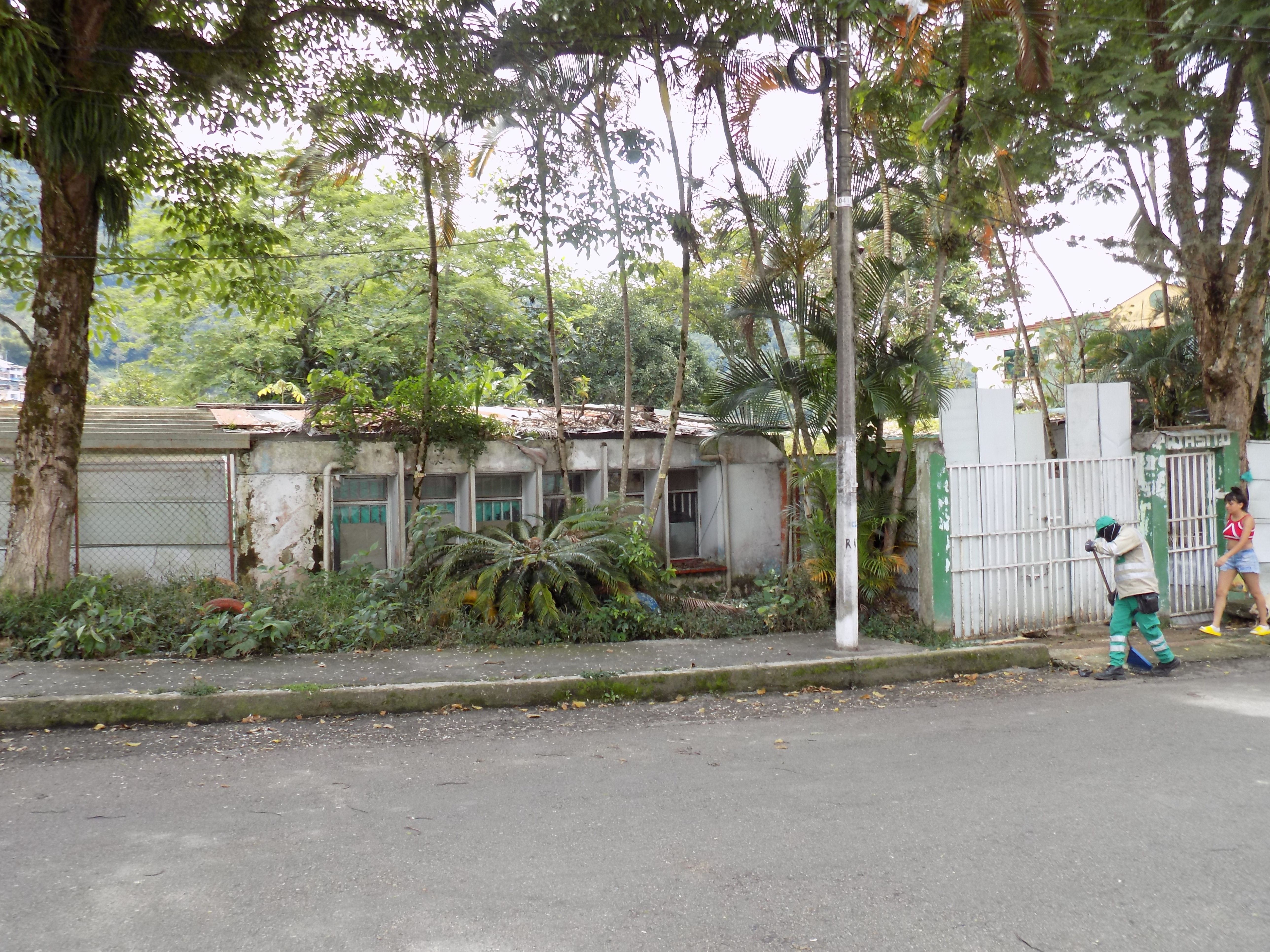 Ruinas del antiguo y emblemático hogar infantil El Payasito.  