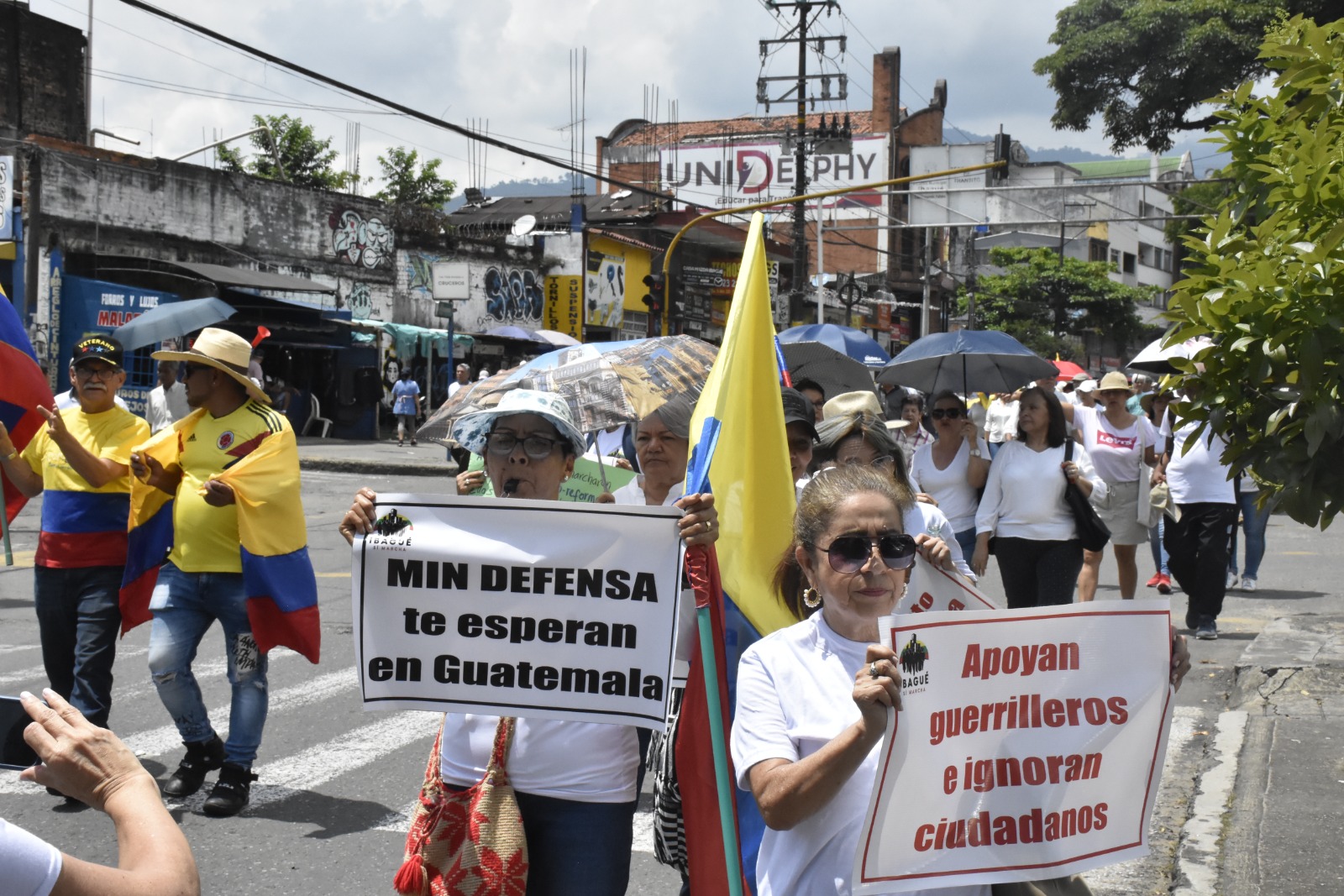 marcha contra Petro