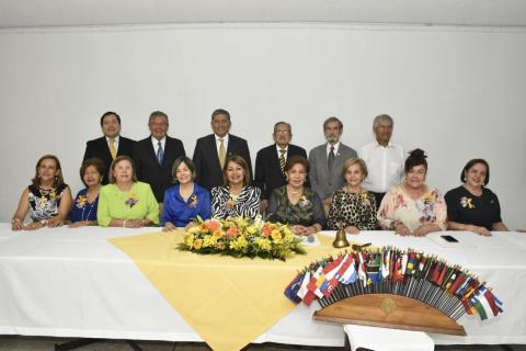 El evento contó con la presencia de los diferentes miembros y socios del club e invitados, entre ellos Margarita Tovar, Islena de Martínez, Yolanda Jiménez, Fanny Huertas, Julieta Olarte, Nohelis de Mosquera, Esperanza Ramírez, Myriam Serrato, Carmenza B. de García, Juan Manuel Mosquera, Hernando Ovieda, Hugo Mosquera, Hugo Alfonso Mosquera, Alejandro Santamaría, Miguel Silva. 