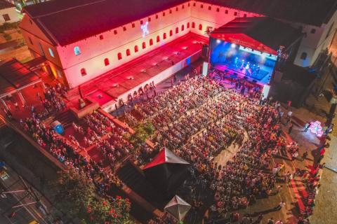 Primer concierto del Ibagué Festival en el Panóptico de Ibagué.