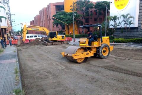 Retoman obras del puente de la calle 60